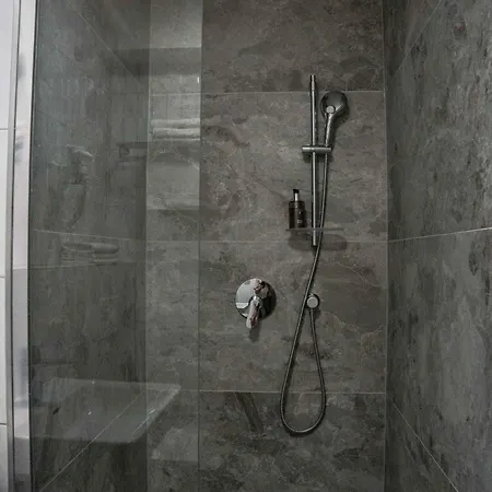Sharingham Hotel 3*
