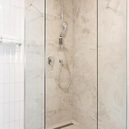 Hotel Sharingham Brno