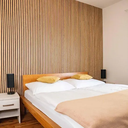 Sharingham Hotel 3*